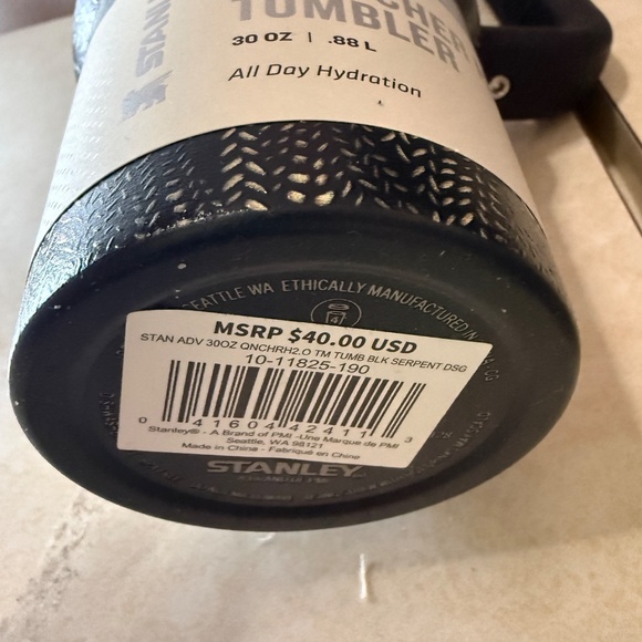 Stanley x Calia 30 oz Flowstate Quencher H2.0 Tumbler Black - Picture 5 of 7